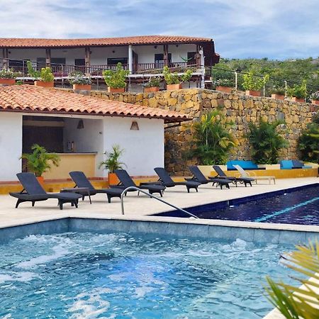 בריצ'ארה Hotel Amanee מראה חיצוני תמונה