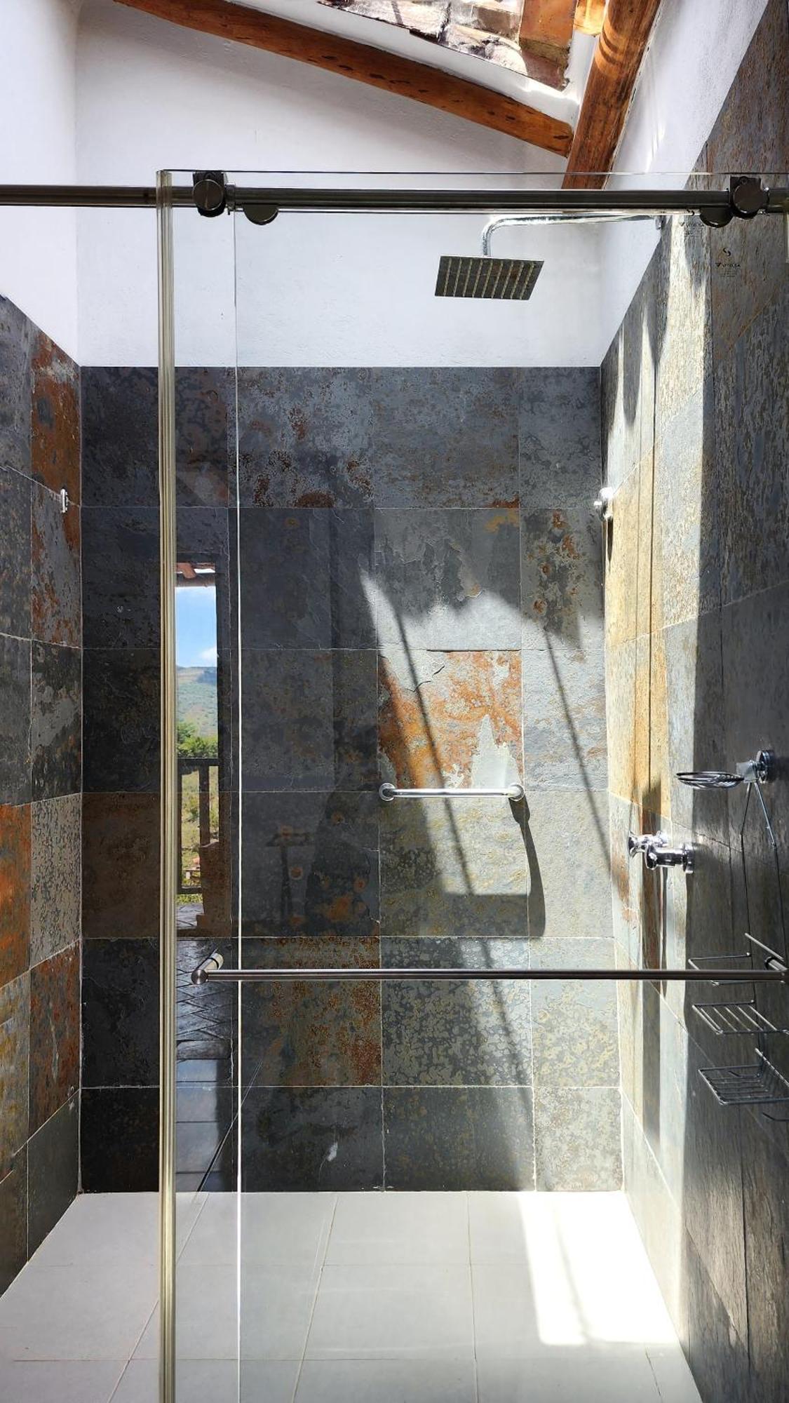 בריצ'ארה Hotel Amanee מראה חיצוני תמונה