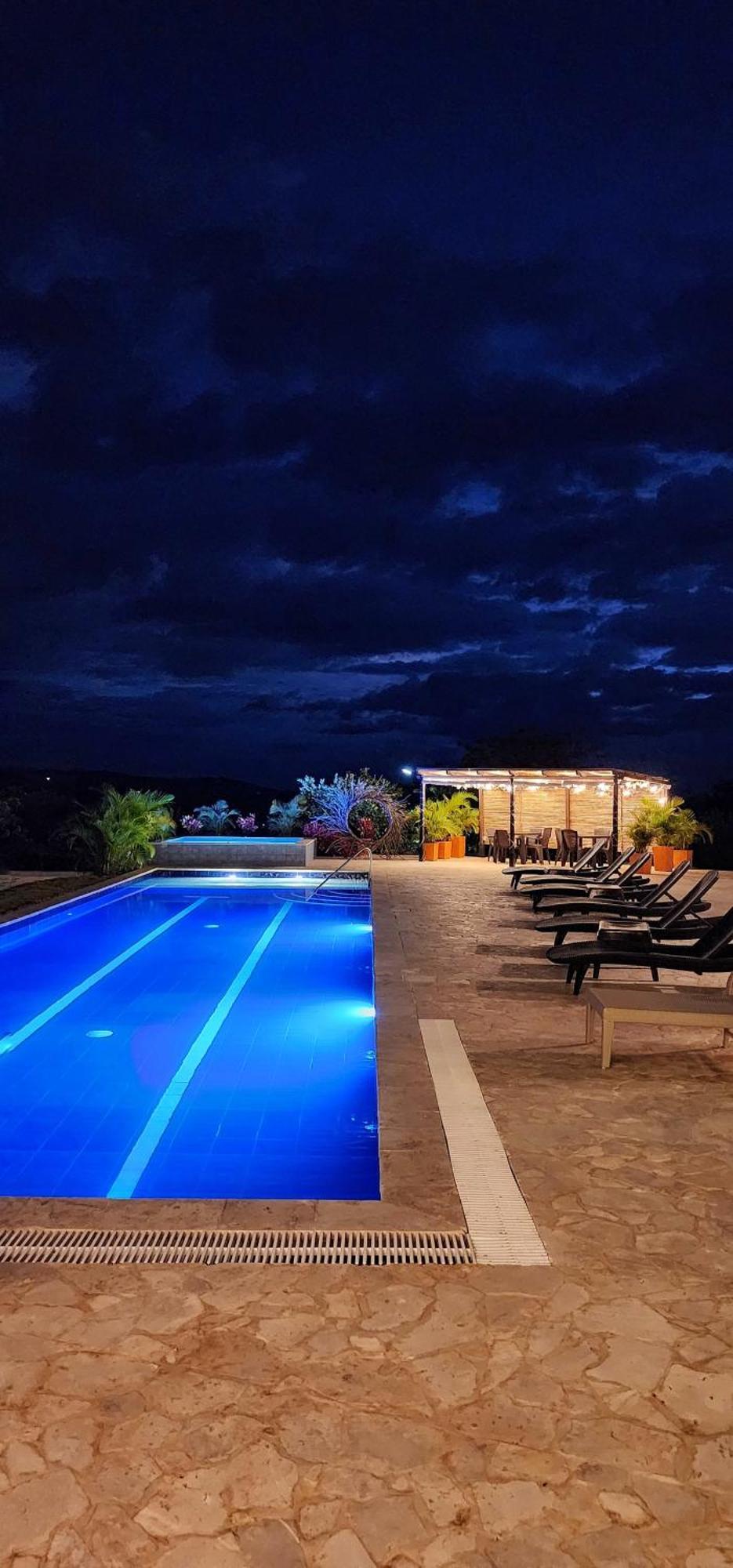 בריצ'ארה Hotel Amanee מראה חיצוני תמונה